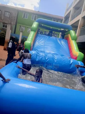 Bouncing Castles, Trampolines, Mascots, Clowns, Waterslides