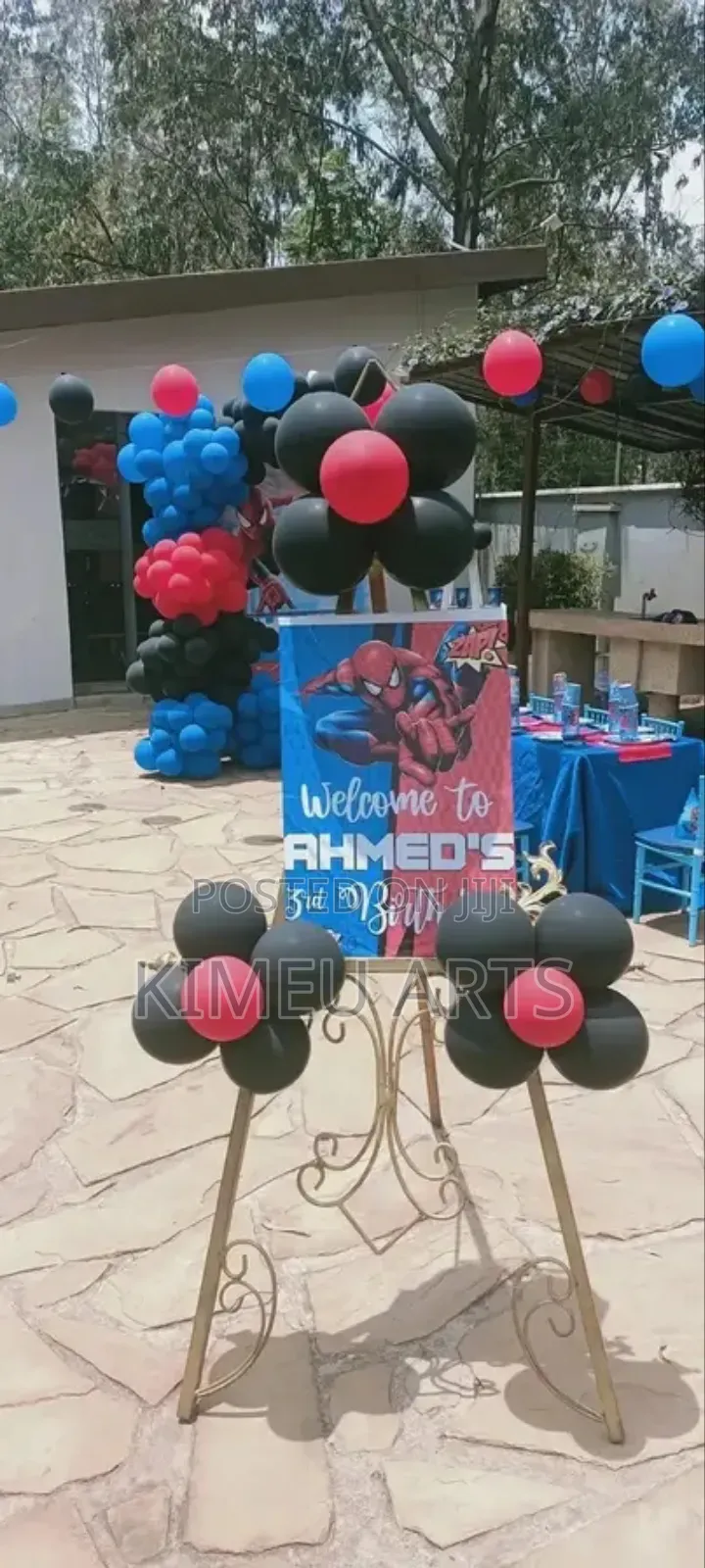 Photo Booths and Balloon Decor for Hire During Social Events