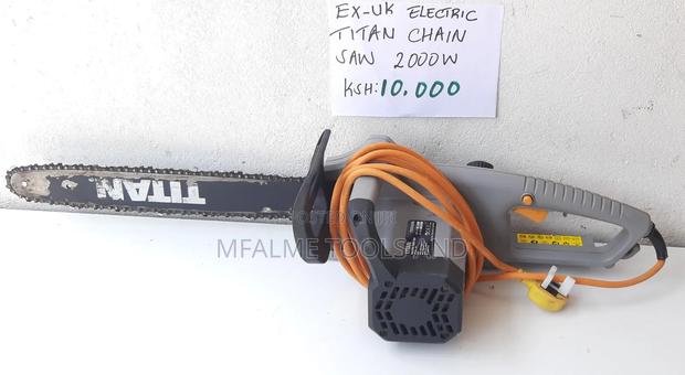 Titan Electric Chain Saw