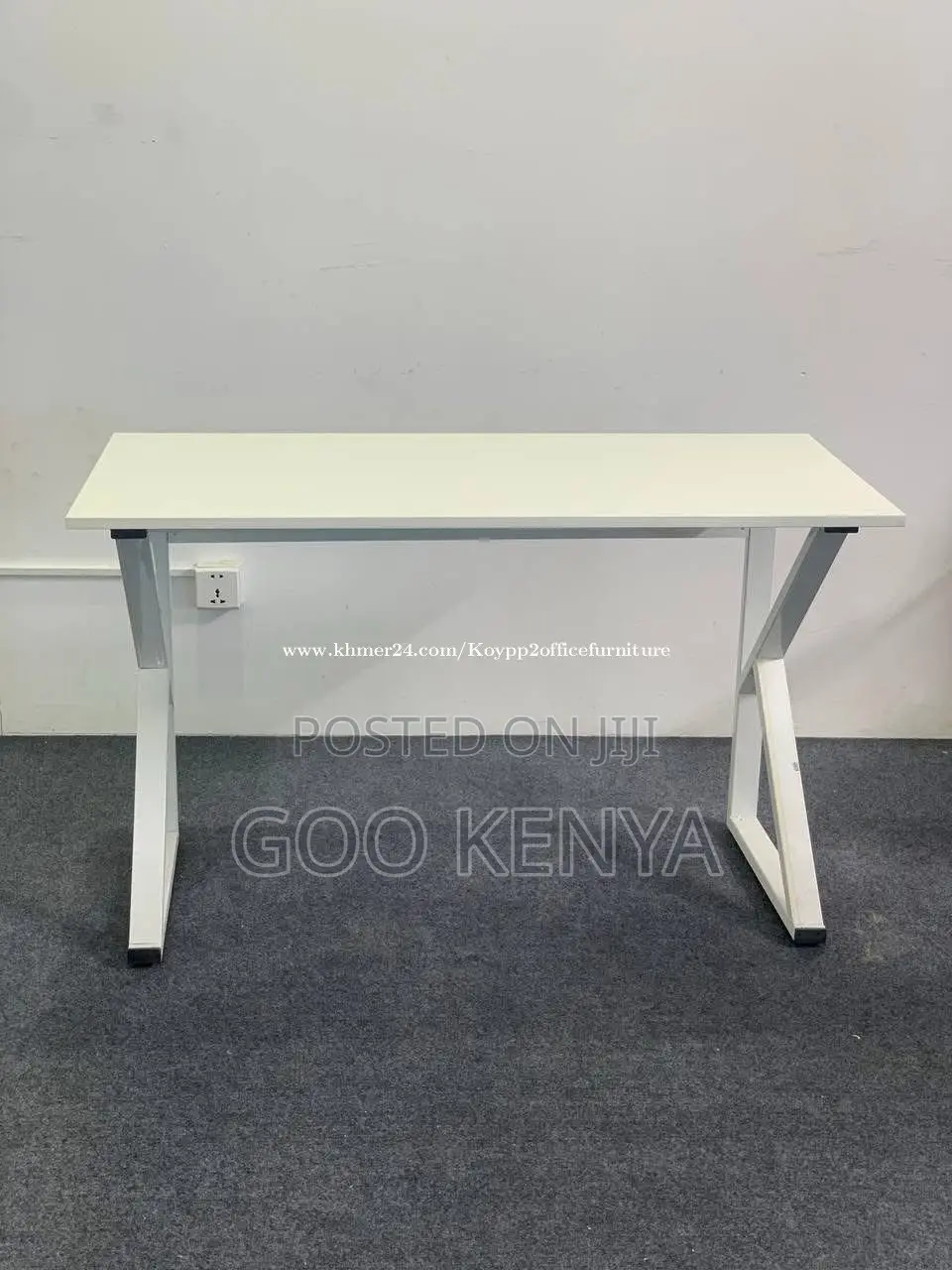 Office Desk ; Computer Desk With Built-in Bookshelf