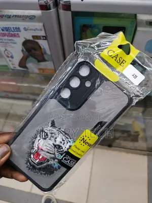 Vegadgets Nimmy Embroidery Bear Case for Galaxy A35