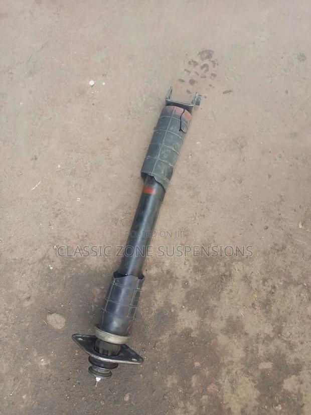 Nissan Teana Shock