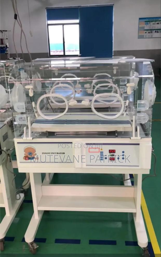 Baby Incubator - main view