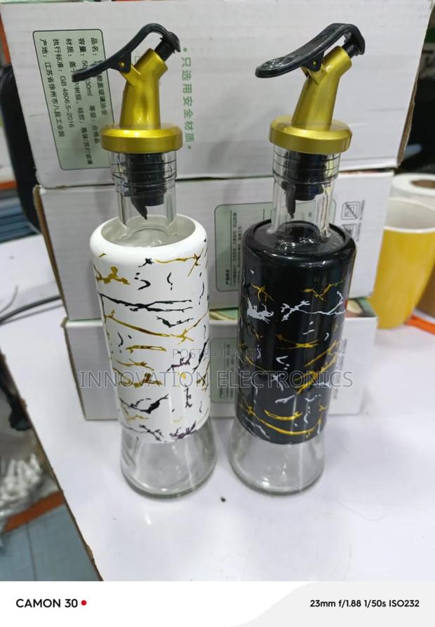 Oil Dispenser - main view