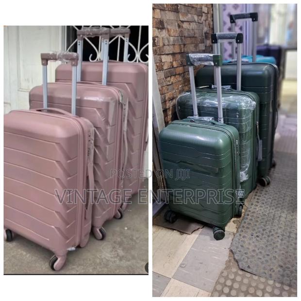 3 in 1 Unbreakable Rubber Suitcase - thumbnail 3