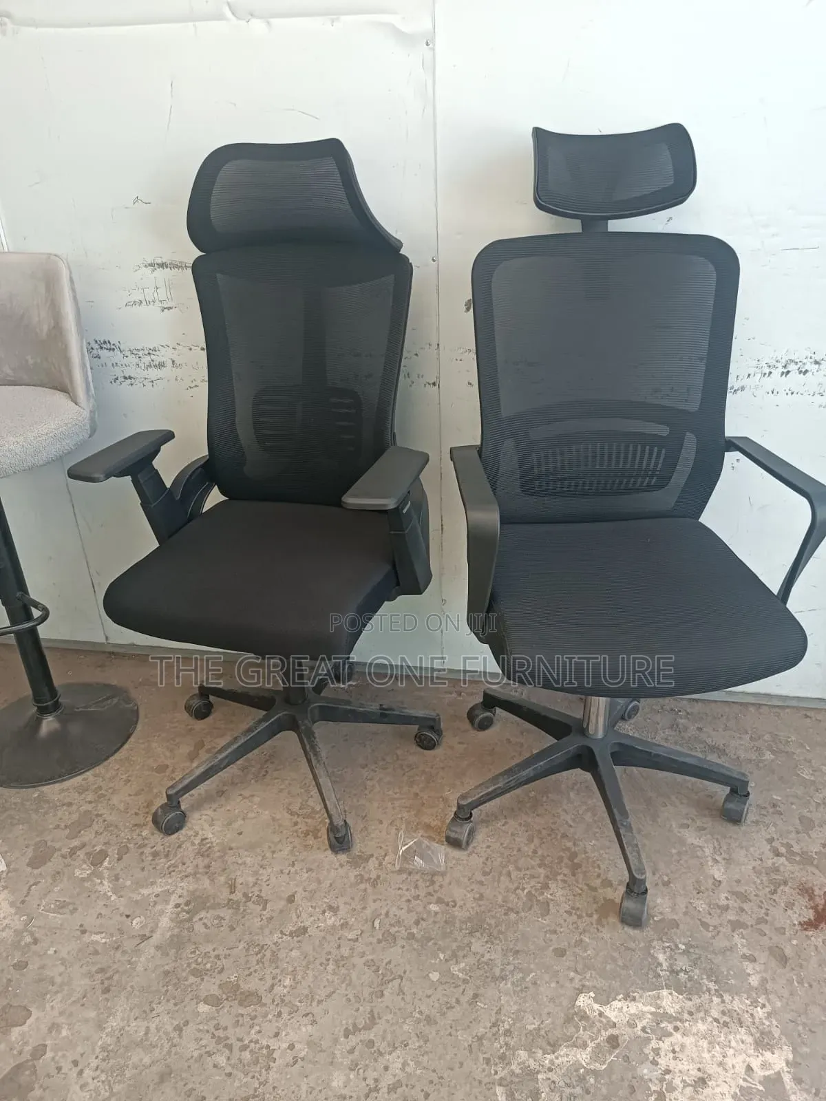 Black Swivel Adjustable Mesh Office Chair Aw3dx