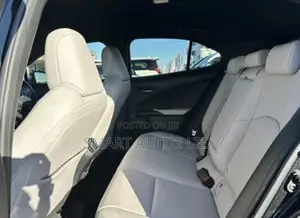 Lexus UX 200 2019 Black