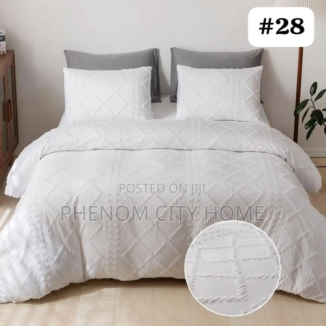 Elegant Tufted Duvet Cover