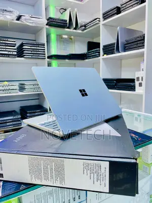 Laptop Microsoft Surface Go 16GB Intel Core i5 SSD 256GB