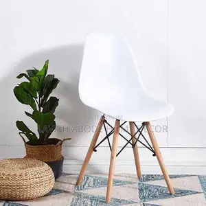 Stylish Eames Chair - White