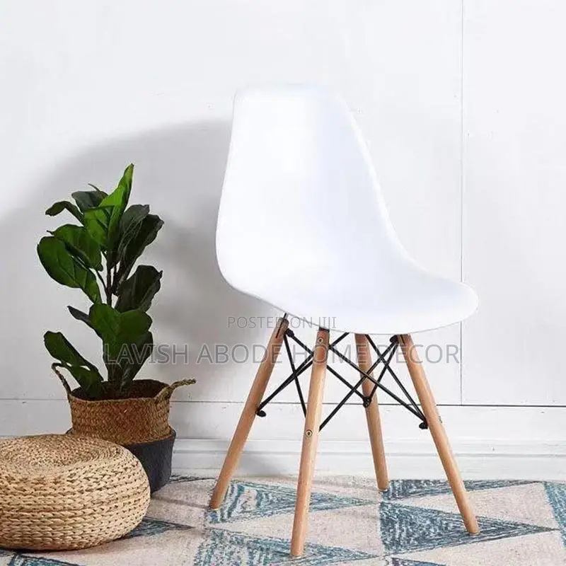 Stylish Eames Chair - White