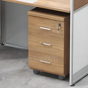 Office Workstation ; 6-Way Modular Office Workstation