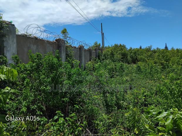 Plot for Sale - thumbnail 6