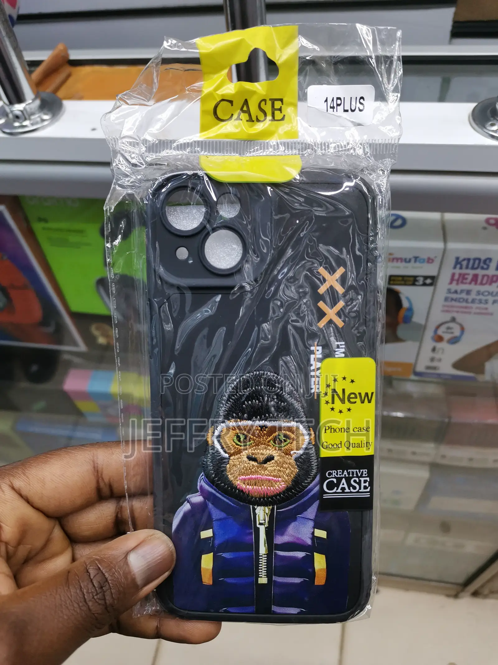 E-Sell iPhone 14 Plus Nimmy Design Embroidery Cool Bear Case