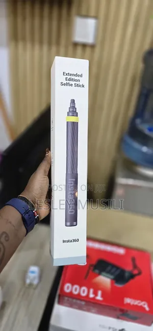 Insta 360 Extended
Edition
Selfie Stick