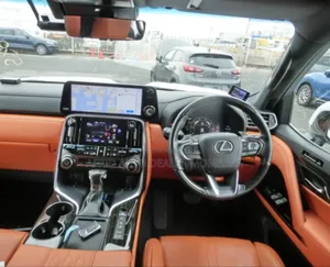 Lexus LX 2022 White