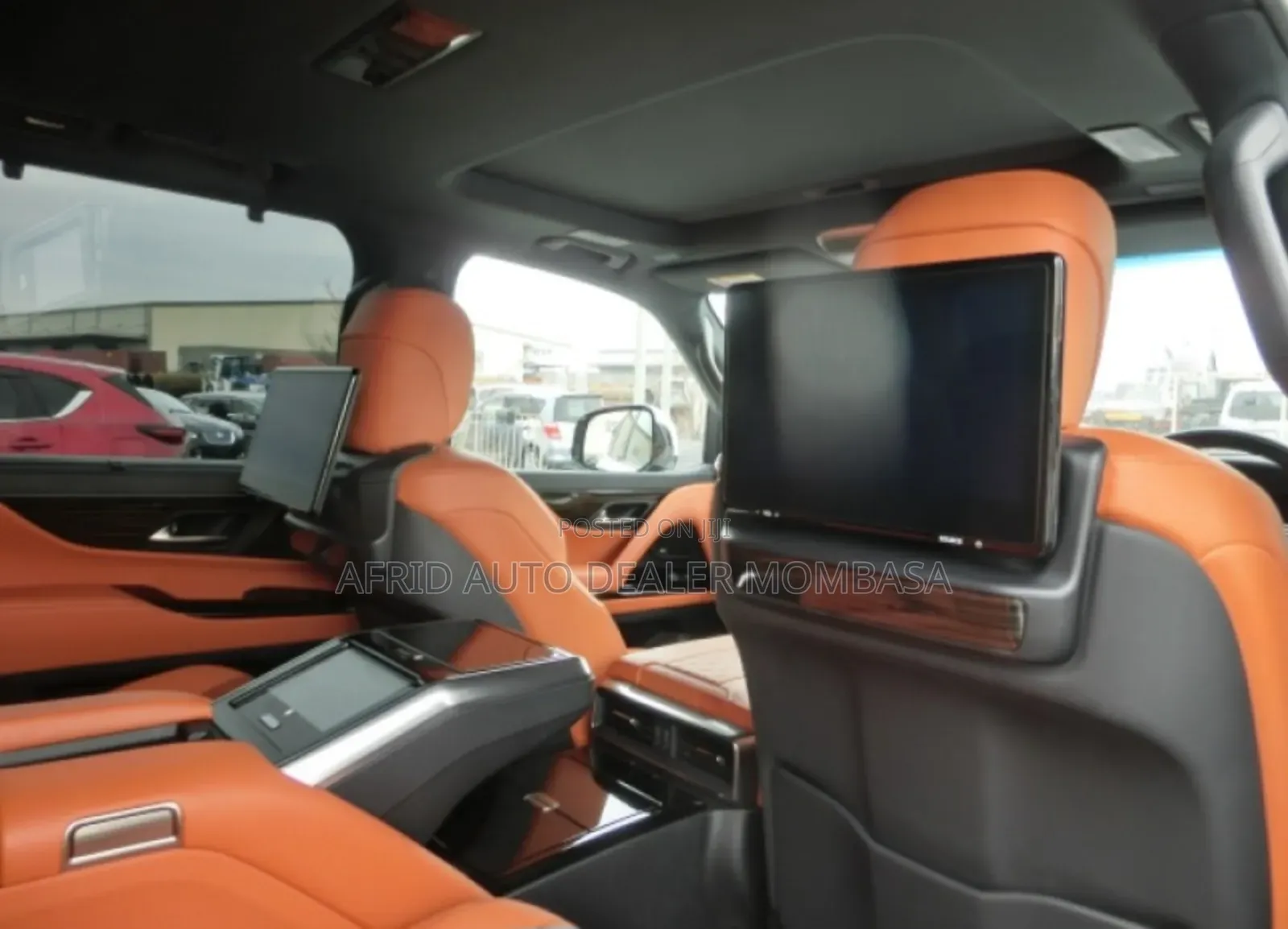 Lexus LX 2022 White