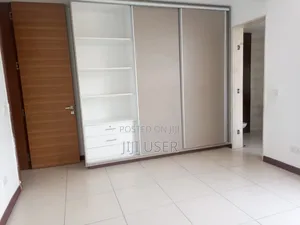 3bdrm Apartment in Parklands for rent