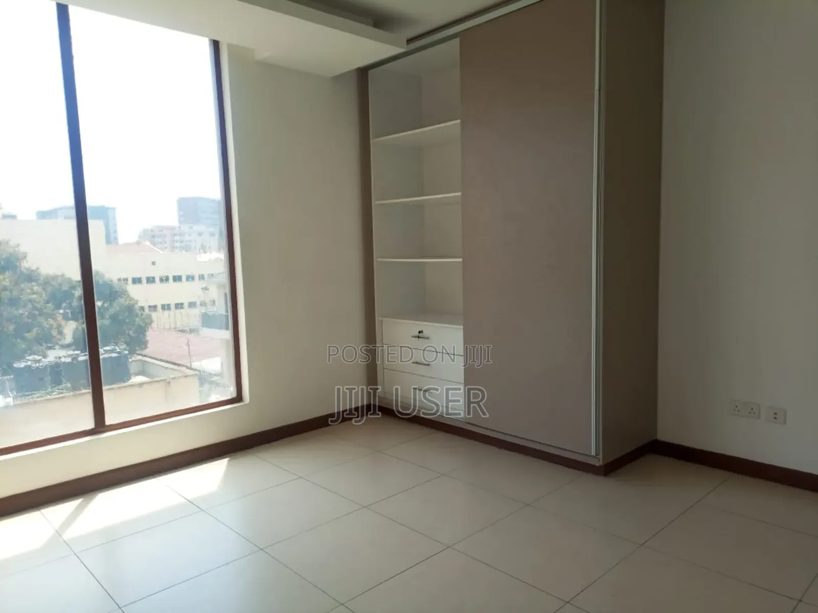 3bdrm Apartment in Parklands for rent