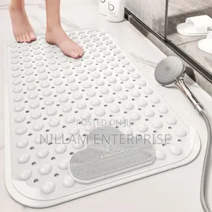 *Bathroom Non-Slip Floor Mat
