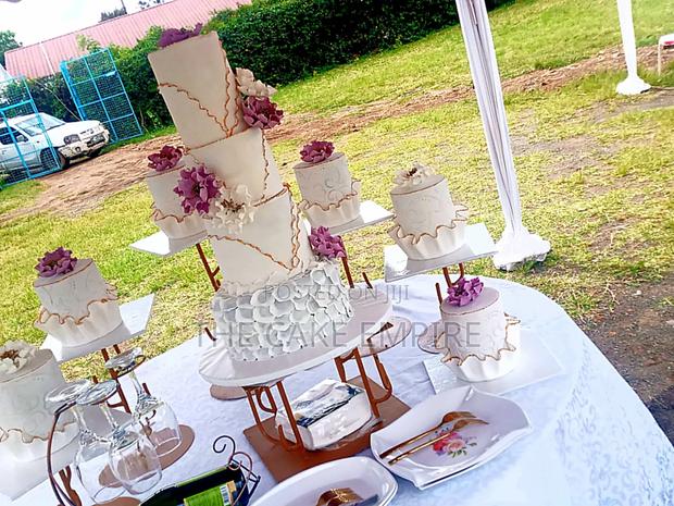 Wedding Cakes - thumbnail 4