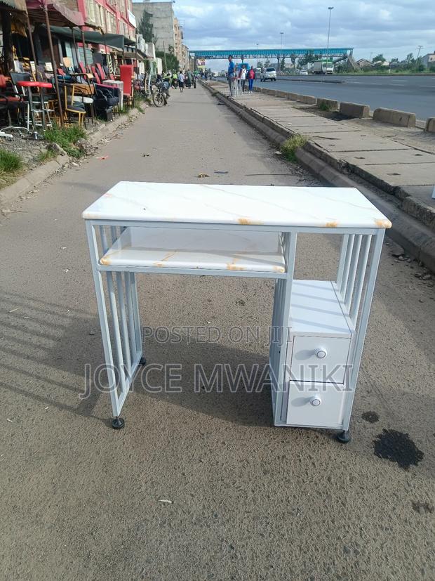 Manicure White Marble Table - main view