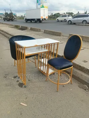 Manicure Sets, Black and Gold Seats, With Marble Table 