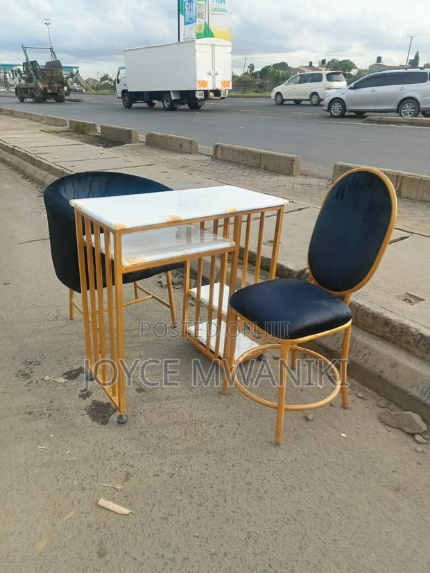 Manicure Sets, Black and Gold Seats, With Marble Table - thumbnail 3