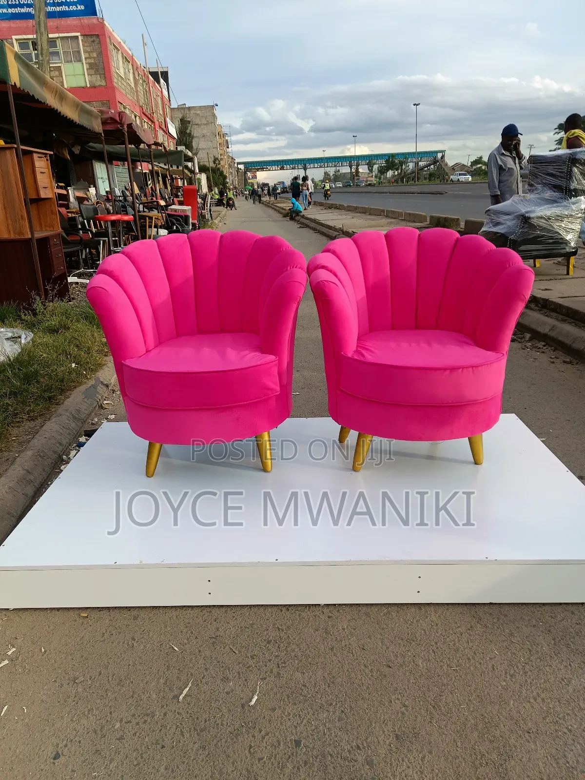 Butterfly Pedicure Seats, Hot Pink With Podium