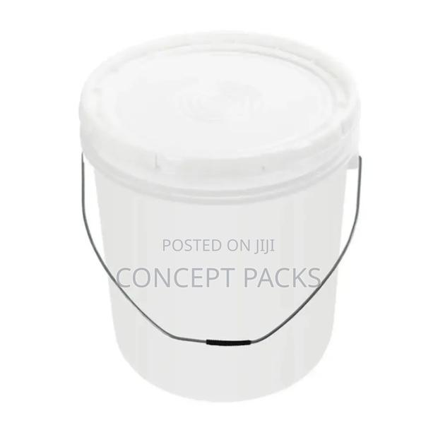 20l White Industrial Bucket With Lid