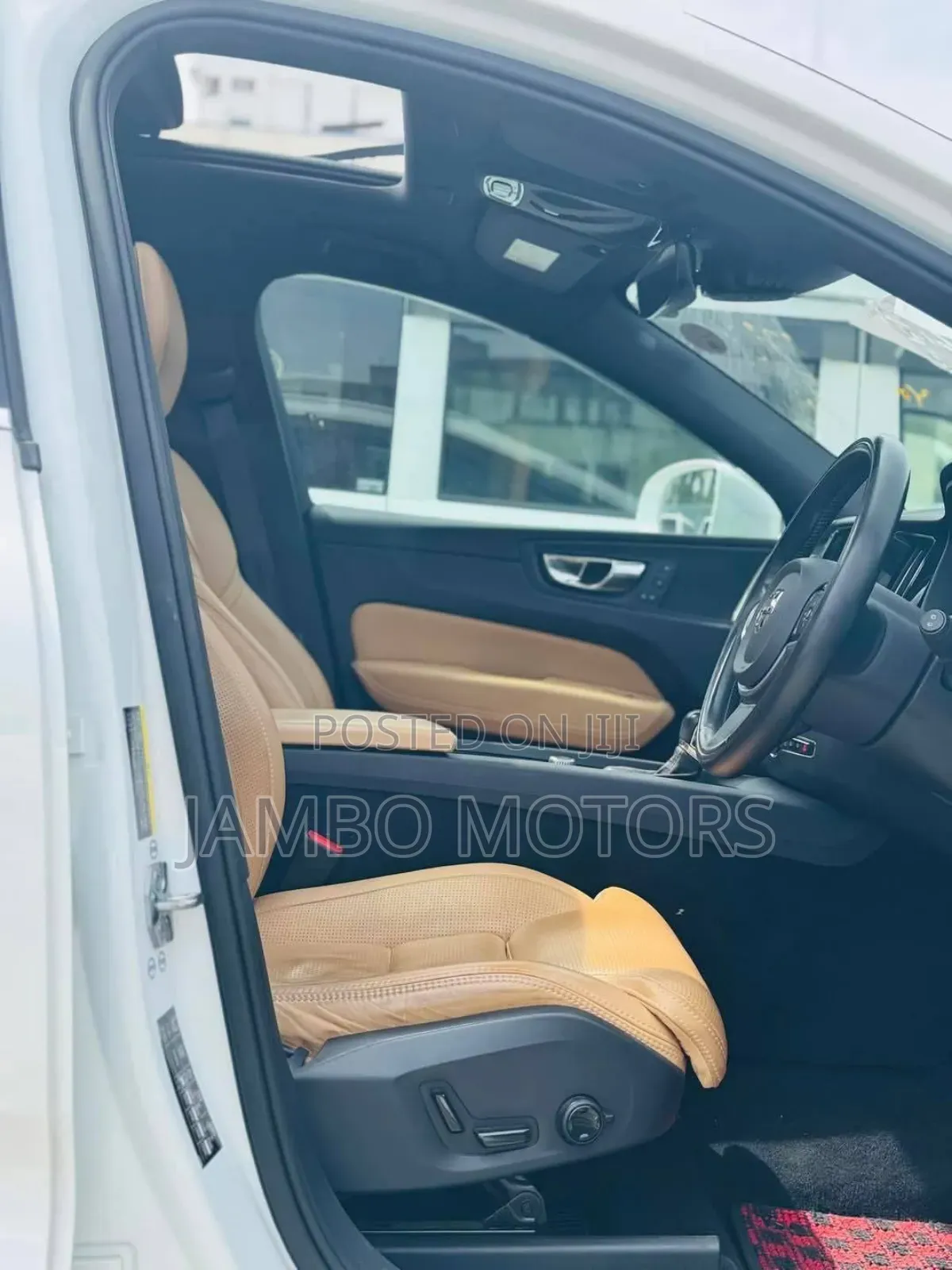 Volvo XC60 T5 Momentum FWD 2019 White