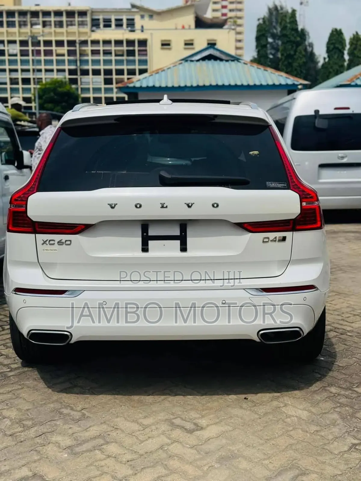 Volvo XC60 T5 Momentum FWD 2019 White
