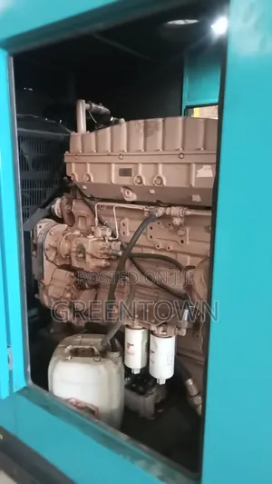Cummins Soundproof 300kva Diesel Generator
