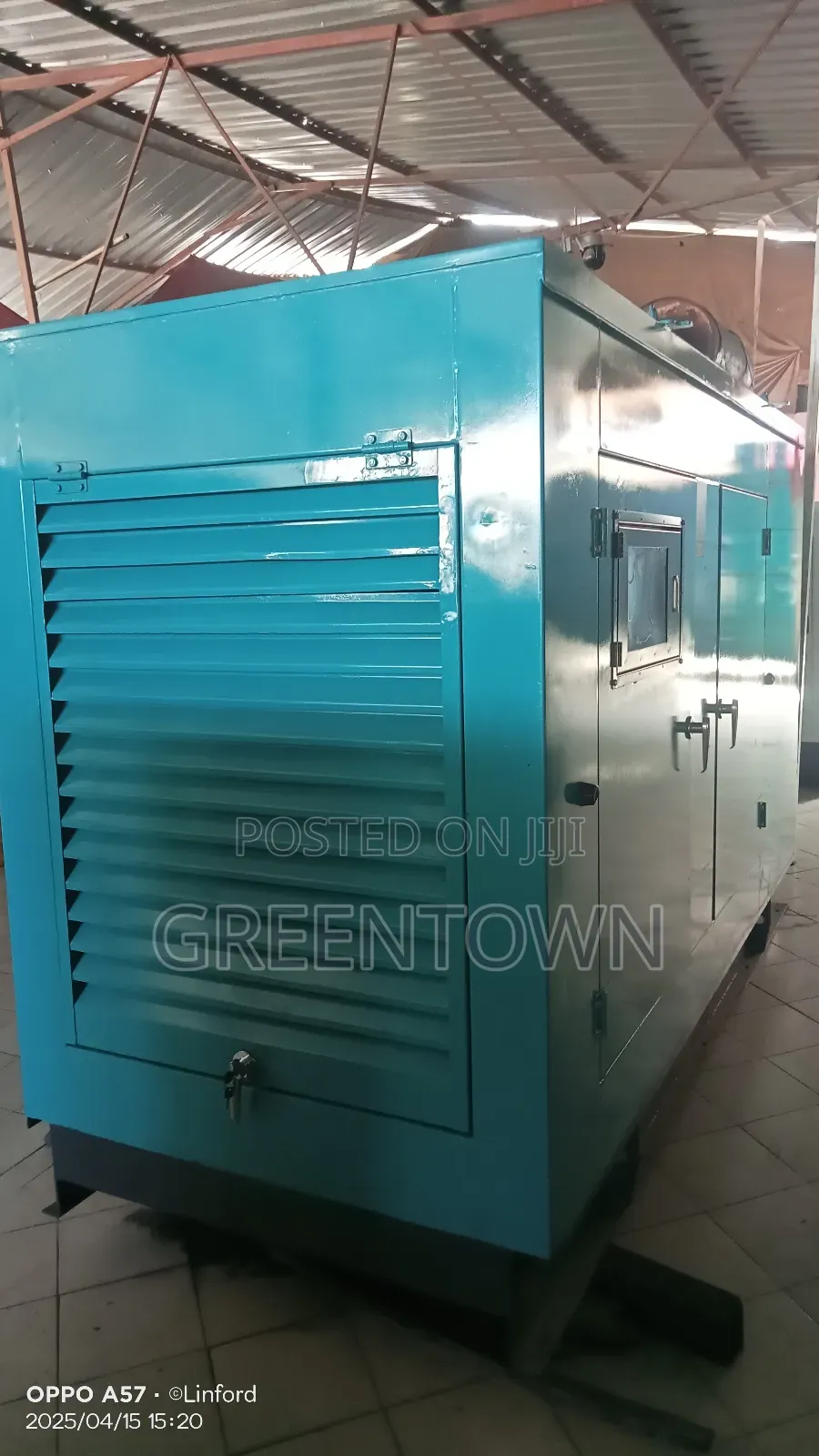 Cummins Soundproof 300kva Diesel Generator