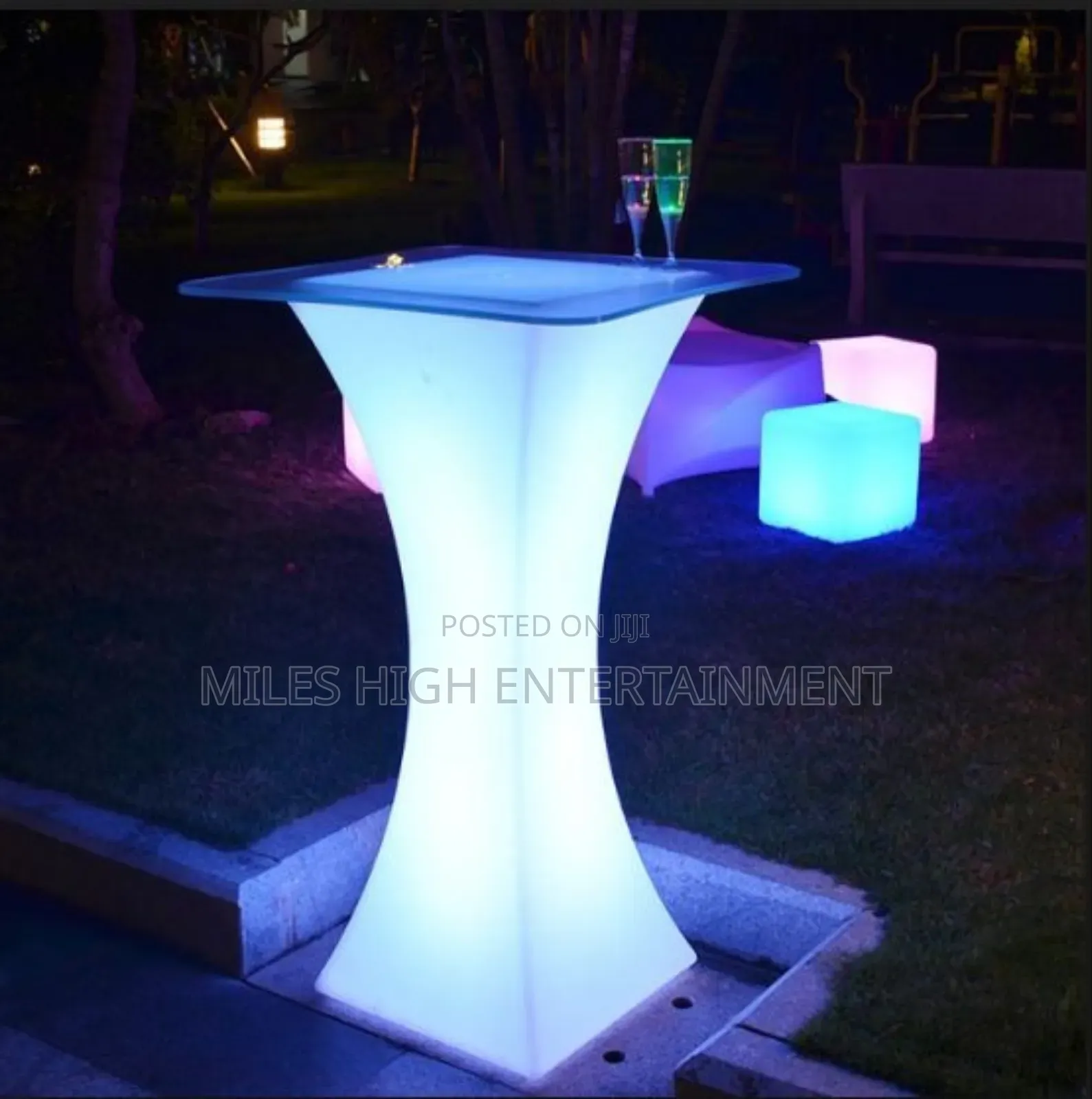 Led Cocktail Table for Corporate Events