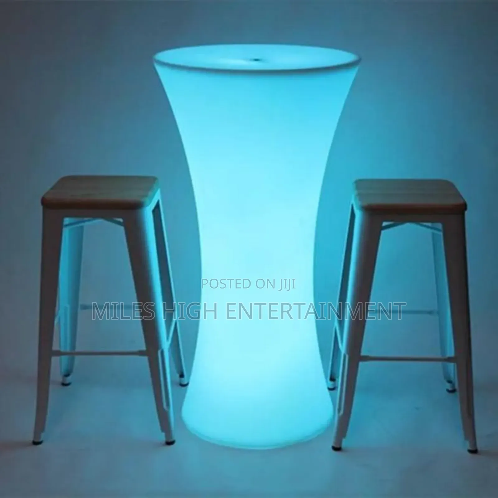Led Cocktail Table for Corporate Events