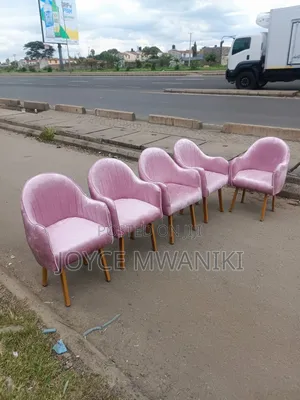 Latest Design Manicure Seats, Baby Pink and Gold 