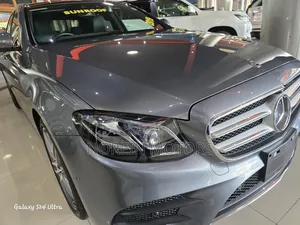 Mercedes-Benz E200 2019 Gray