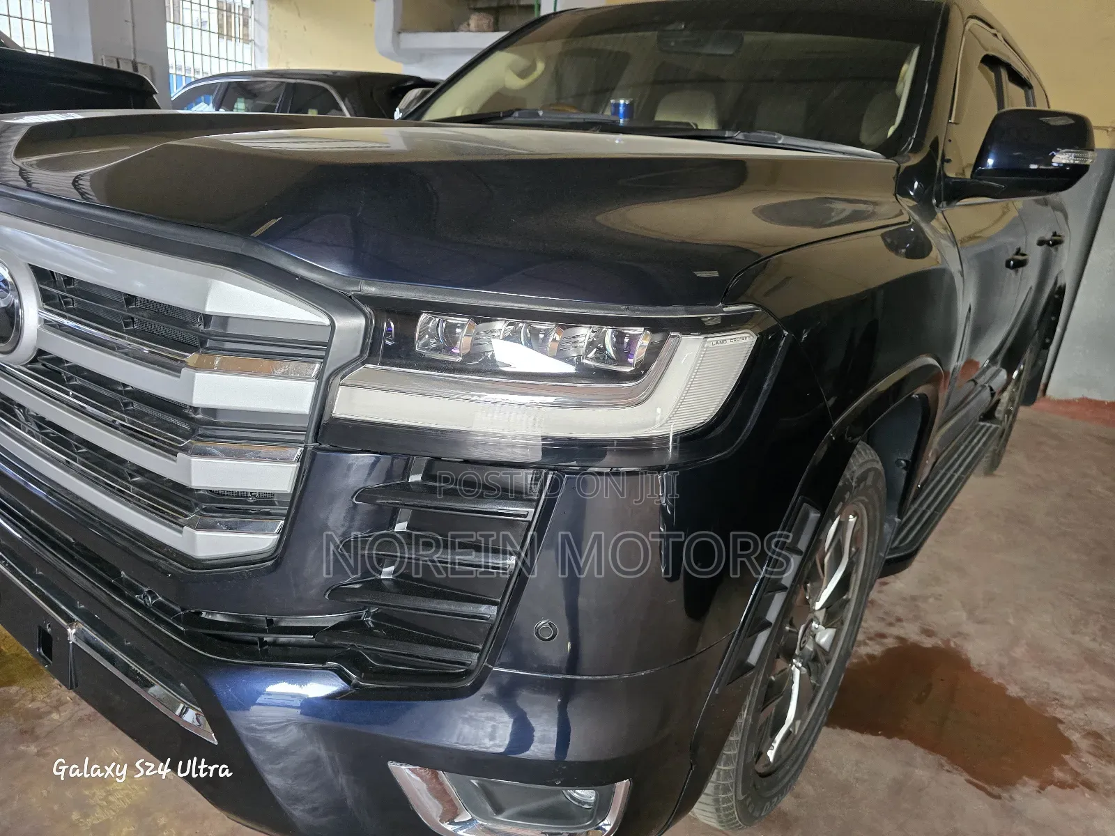 Toyota Land Cruiser 2018 Blue