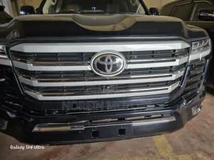 Toyota Land Cruiser 2018 Blue