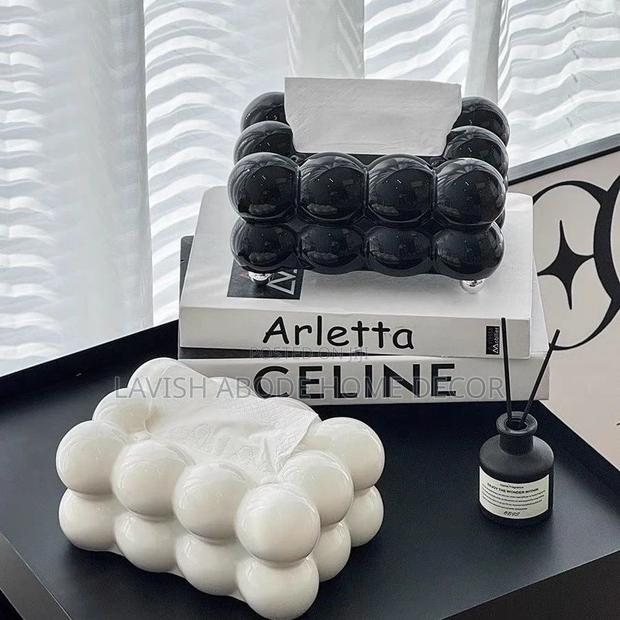 Beautiful Serviette Holders in White and Black