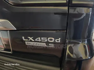 Lexus LX 2018 Black