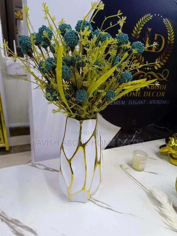 Large Ceramic Flower Vase White and Gold Gift Idea - thumbnail 2