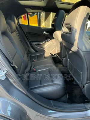 Mercedes-Benz GLA 250 2018 Gray