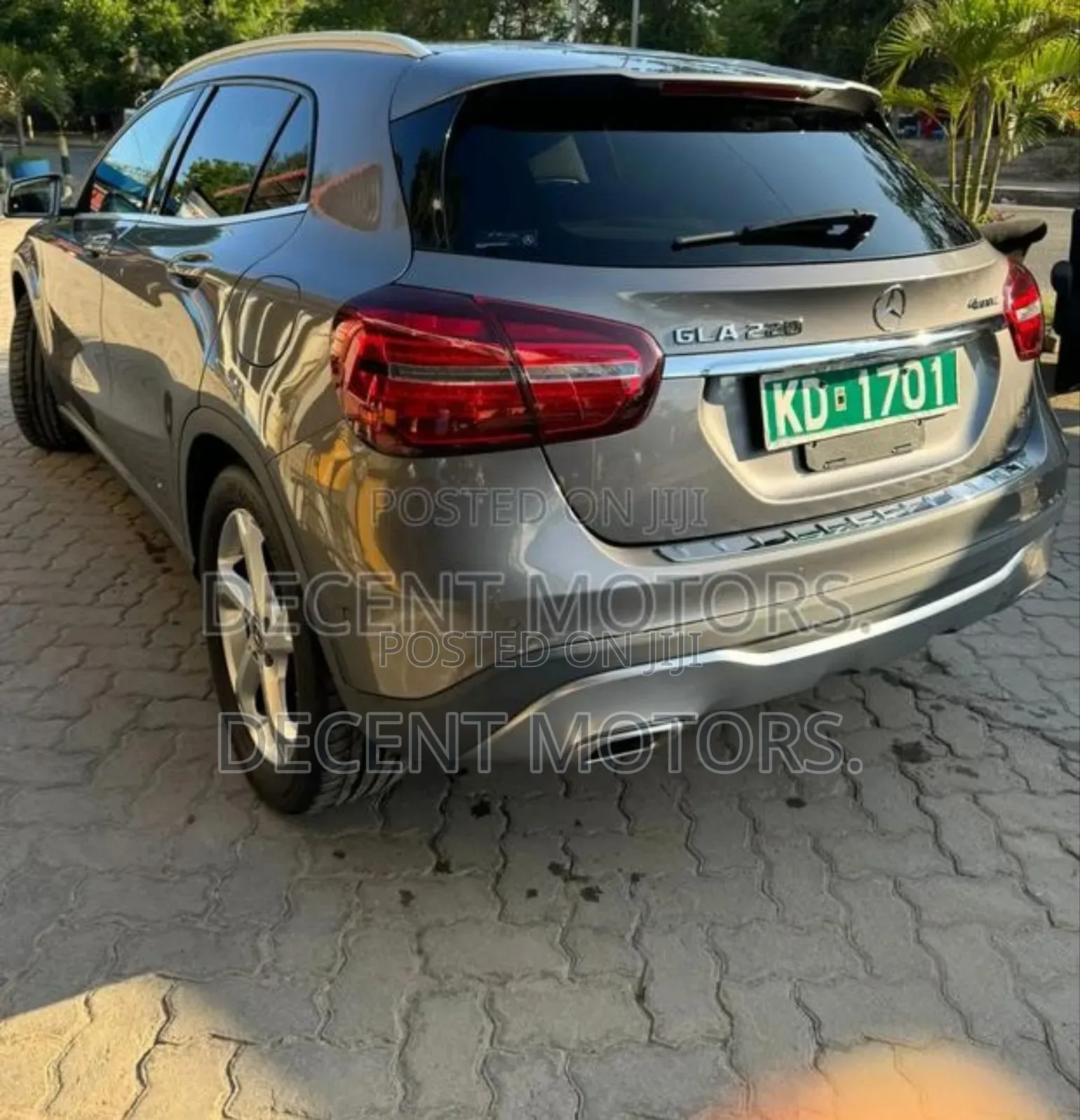 Mercedes-Benz GLA 250 2018 Gray