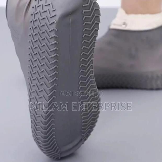 Waterproof Shoe Covers - thumbnail 5