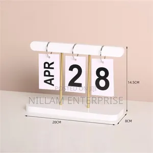 *Modern Wooden Perpetual Calendar Flip Month Date