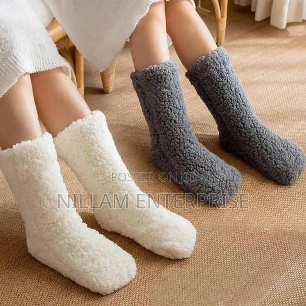 *Floor Socks Adult Warm Sleep Socks - main view