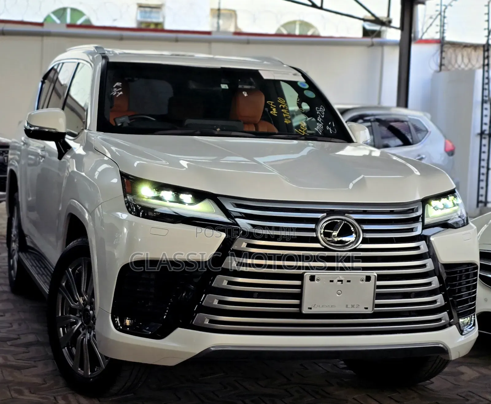 Lexus LX 2024 White