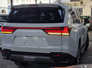 Lexus LX 2024 White